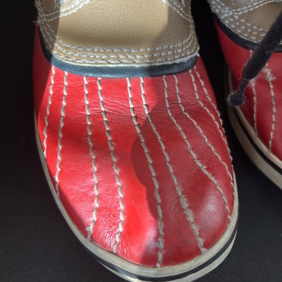 Sorel Winter Boots - Picture 3 of 12